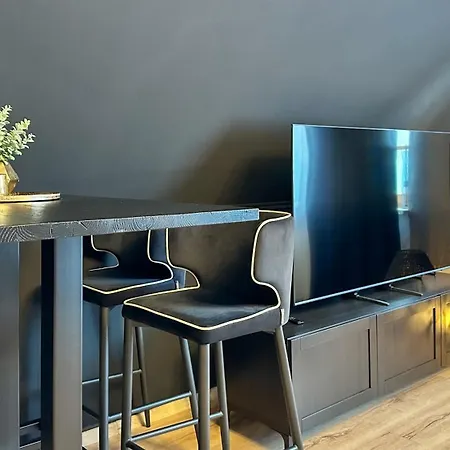 Noir No 7 Holzminden